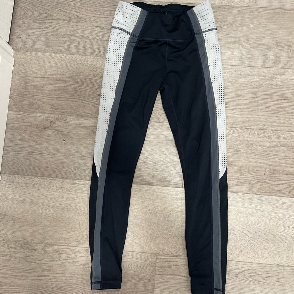 Athleta workout leggings